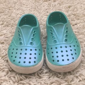 Toddler native shoes